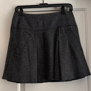 Wool gray short skirt with pockets